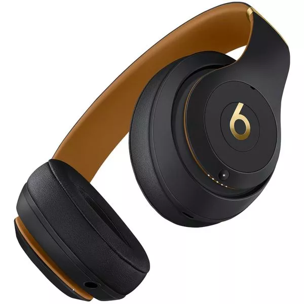 Beats Studio 3 Bluetooth — 7