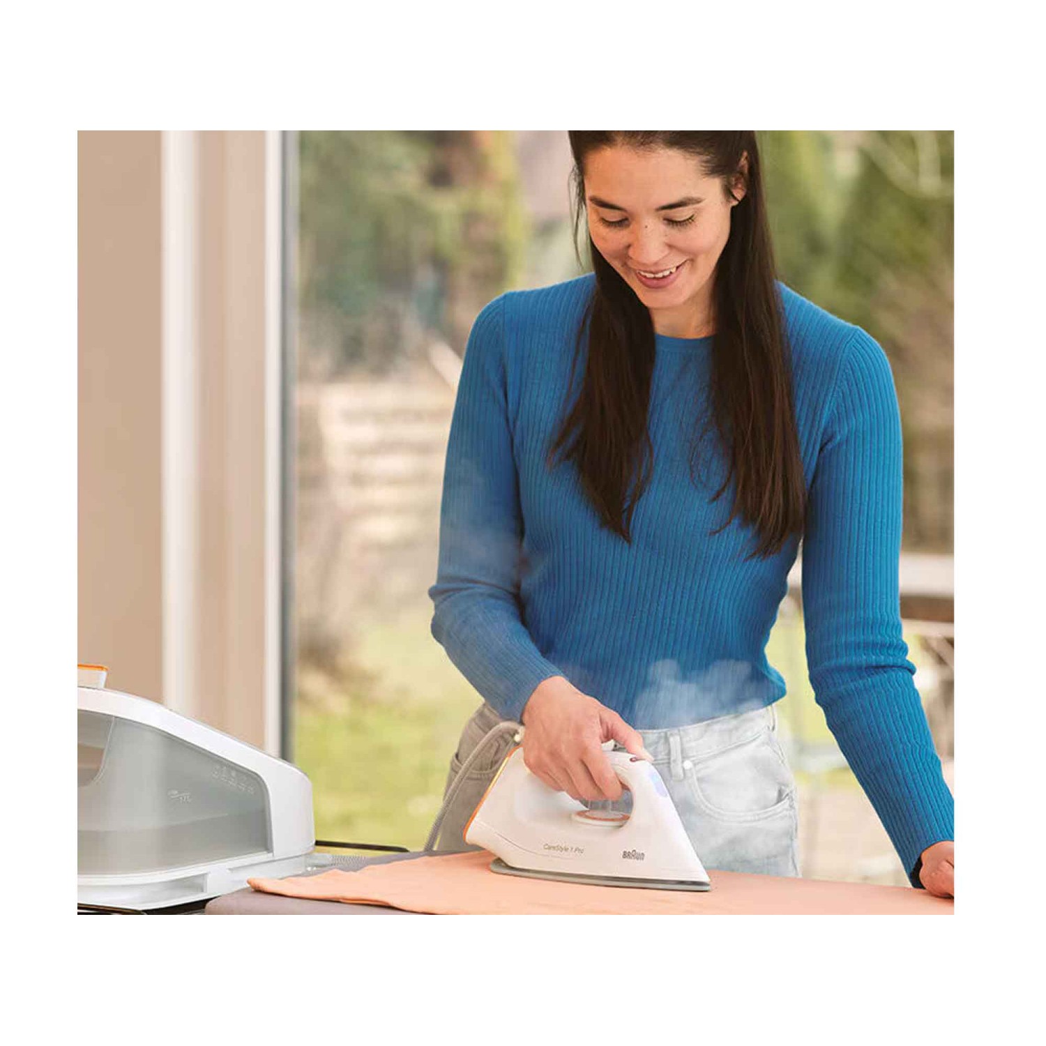 Ironing station Braun IS1511WH — 9
