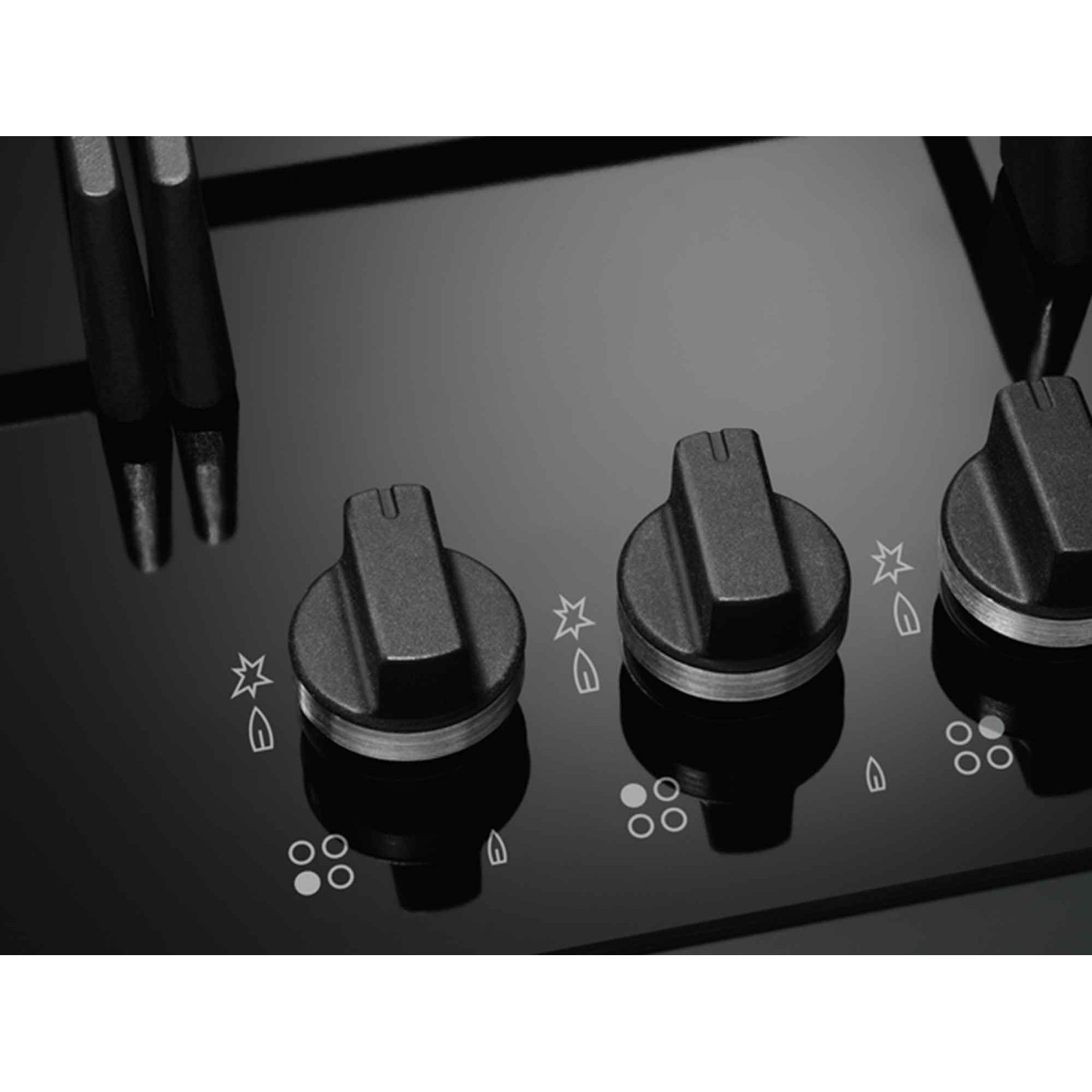 HKB95450NB Gas Hob — 8