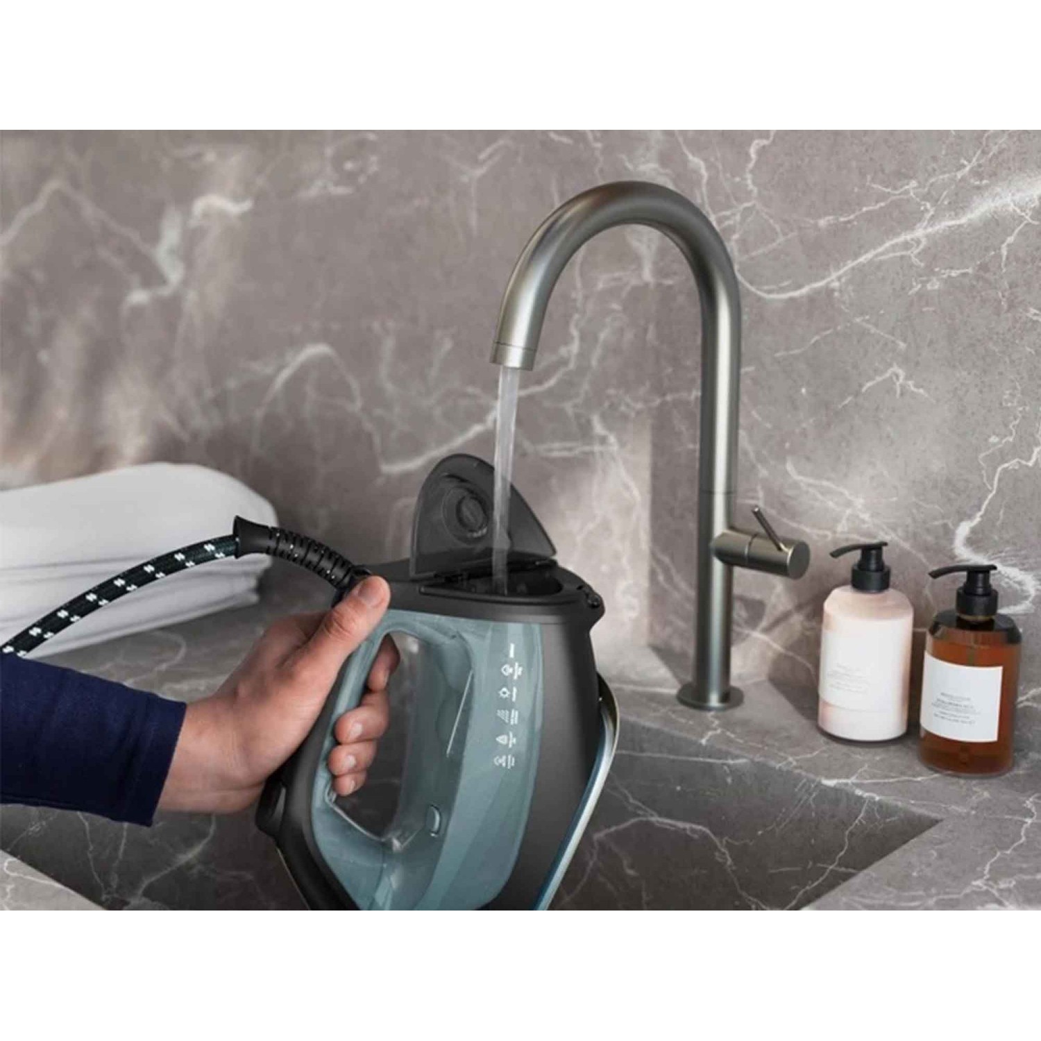 Iron Electrolux E8SI2-6OG — 4
