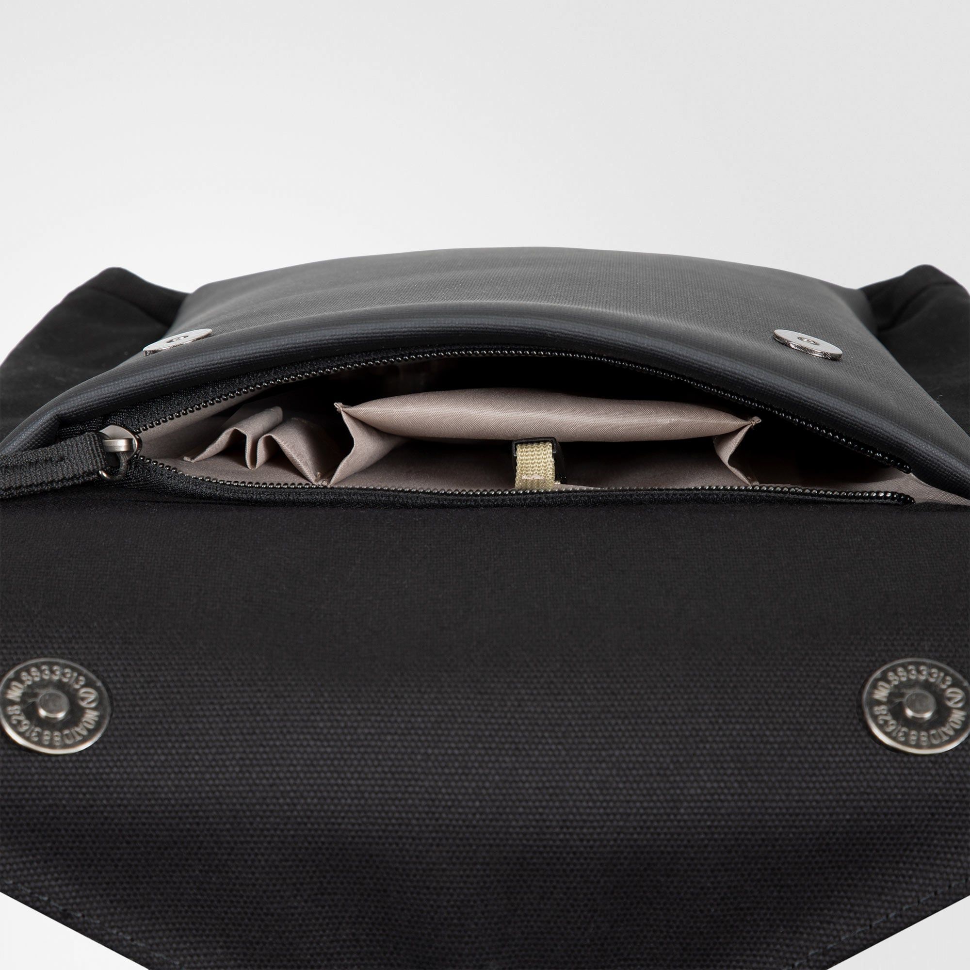 Rivacase 8524 up to 14-16 backpak backpack withup to 10 Tablet wallet — 2