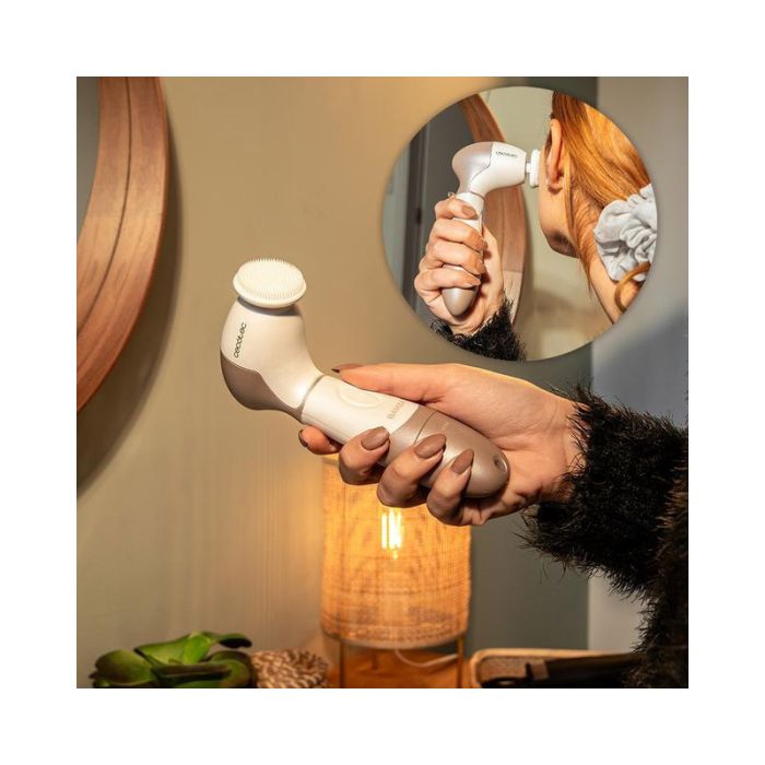 Cecotec 03371 Facial brush with 9 brush heads — 2