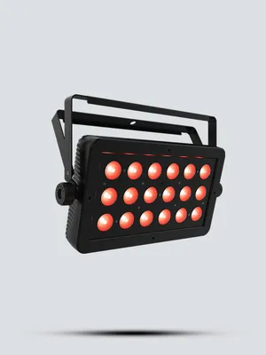 LED wash light Chauvet Slim Bank Q18 ILS Led Wash Light