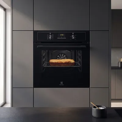 Built-in oven Electrolux EOF3H50BK FLEX 600