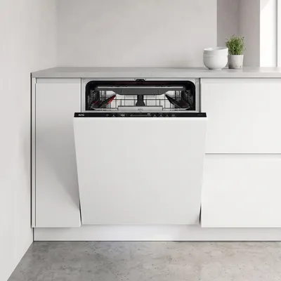 Built-in dishwasher AEG FSE74738P