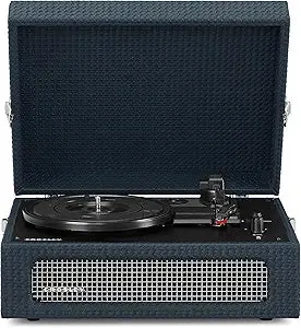Vinyl player Crosley Voyager NY